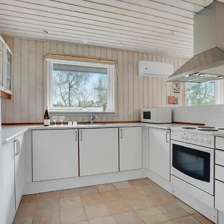 2 Bedroom Lovely In Sby Saeby (Nordjylland)
